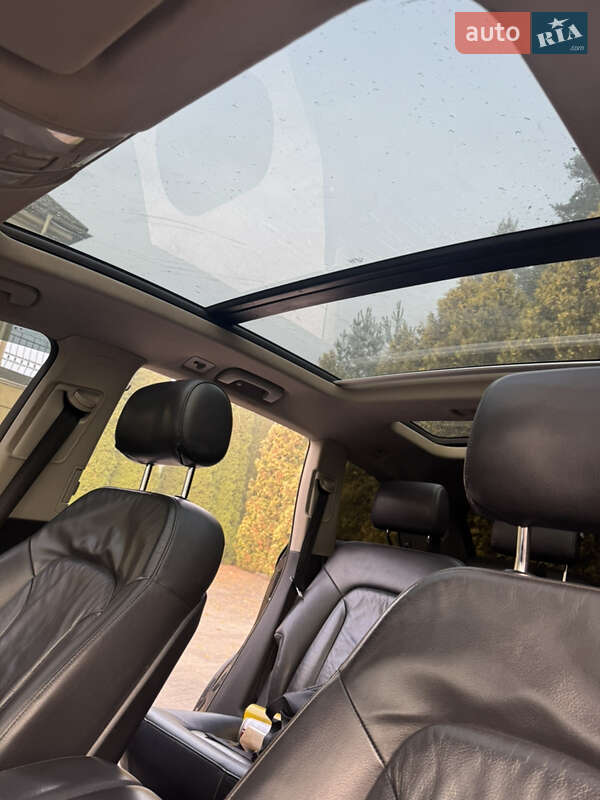 Позашляховик / Кросовер Audi Q7 2011 в Львові