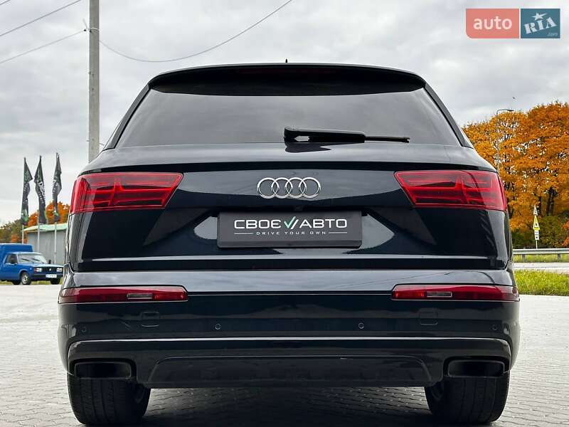 Позашляховик / Кросовер Audi Q7 2016 в Львові