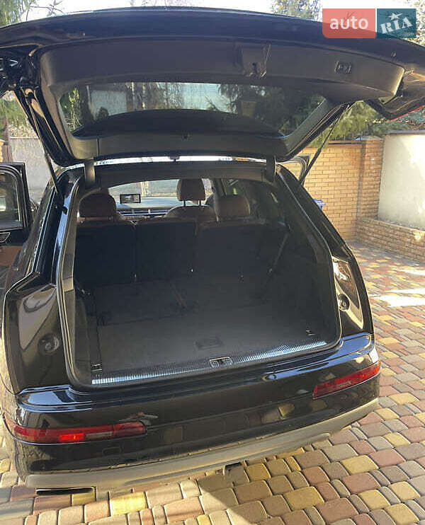 Внедорожник / Кроссовер Audi Q7 2017 в Киеве фото 16 Внедорожник / Кроссовер Audi Q7 2017 в Киеве