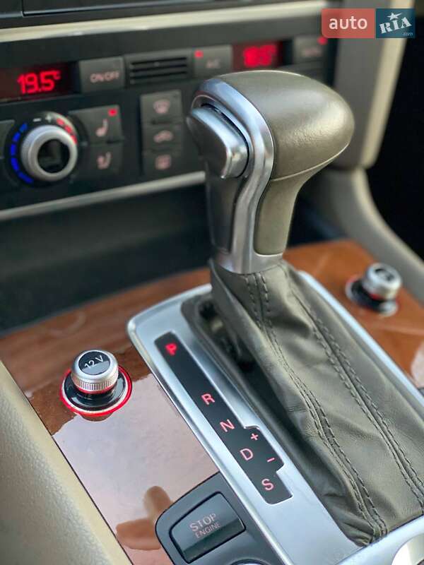 Позашляховик / Кросовер Audi Q7 2013 в Києві фото 43 Позашляховик / Кросовер Audi Q7 2013 в Києві