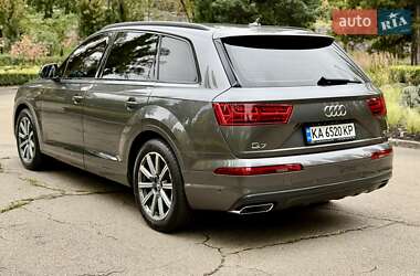 Внедорожник / Кроссовер Audi Q7 2019 в 