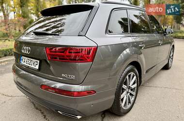 Внедорожник / Кроссовер Audi Q7 2019 в 
