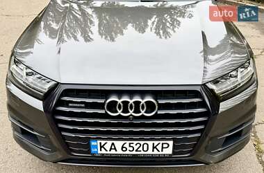Внедорожник / Кроссовер Audi Q7 2019 в 