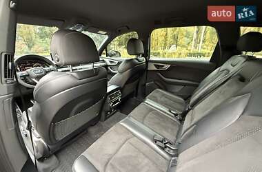 Внедорожник / Кроссовер Audi Q7 2019 в 