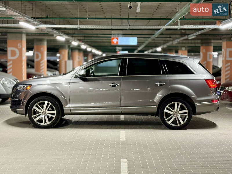 Позашляховик / Кросовер Audi Q7 2013 в Києві