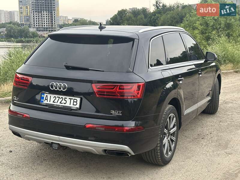 Позашляховик / Кросовер Audi Q7 2016 в Києві фото 8 Позашляховик / Кросовер Audi Q7 2016 в Києві