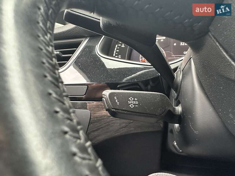 Позашляховик / Кросовер Audi Q7 2016 в Києві фото 33 Позашляховик / Кросовер Audi Q7 2016 в Києві