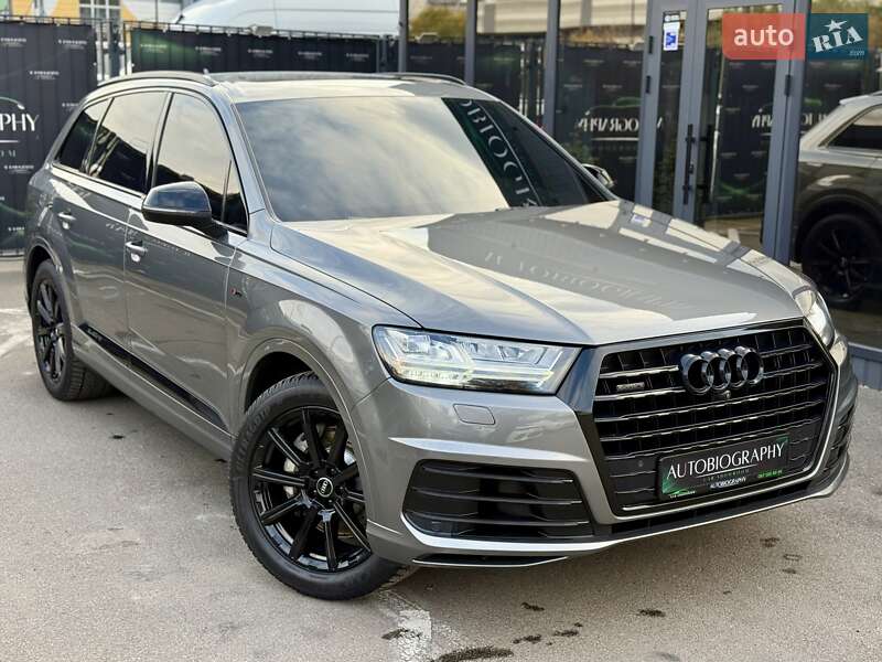 Позашляховик / Кросовер Audi Q7 2016 в Києві