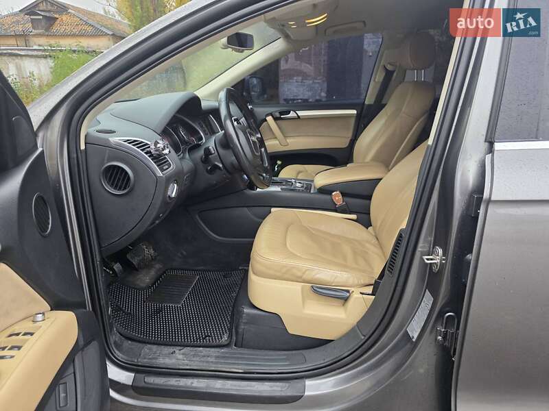 Позашляховик / Кросовер Audi Q7 2009 в Харкові