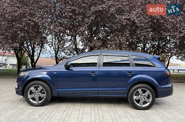 Позашляховик / Кросовер Audi Q7 2012 в 