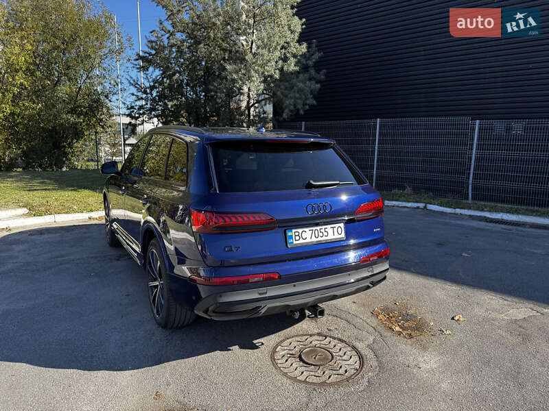 Внедорожник / Кроссовер Audi Q7 2021 в Львове
