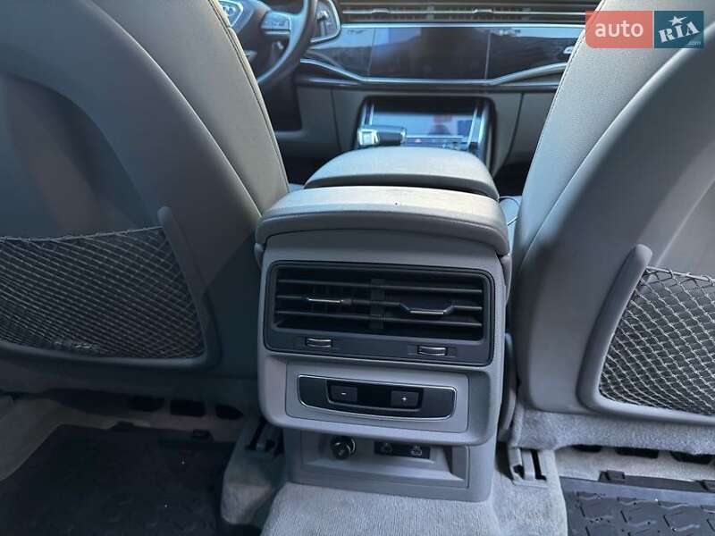 Внедорожник / Кроссовер Audi Q7 2021 в Львове