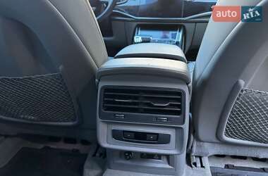Внедорожник / Кроссовер Audi Q7 2021 в 