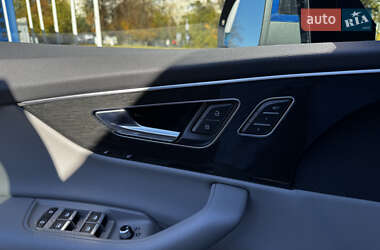 Внедорожник / Кроссовер Audi Q7 2021 в 