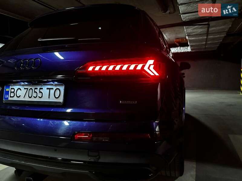 Внедорожник / Кроссовер Audi Q7 2021 в Львове