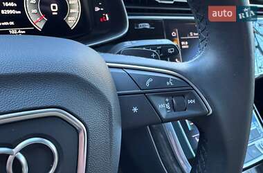 Внедорожник / Кроссовер Audi Q7 2021 в 