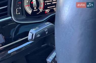 Внедорожник / Кроссовер Audi Q7 2021 в 