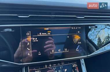 Внедорожник / Кроссовер Audi Q7 2021 в 