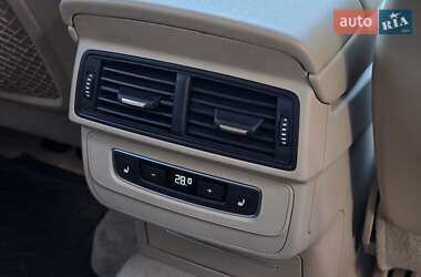 Позашляховик / Кросовер Audi Q7 2016 в  фото 47 Позашляховик / Кросовер Audi Q7 2016 в
