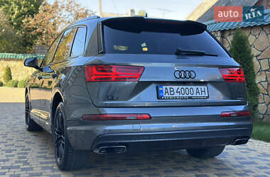 Позашляховик / Кросовер Audi Q7 2015 в  фото 12 Позашляховик / Кросовер Audi Q7 2015 в