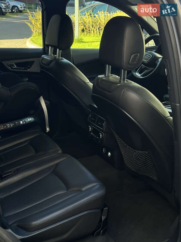 Позашляховик / Кросовер Audi Q7 2018 в Рівному фото 30 Позашляховик / Кросовер Audi Q7 2018 в Рівному