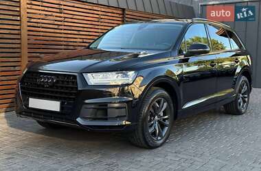 Внедорожник / Кроссовер Audi Q7 2019 в 