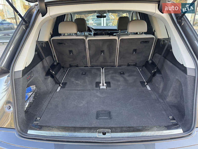 Внедорожник / Кроссовер Audi Q7 2021 в Львове
