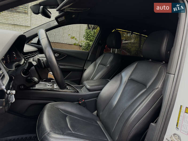 Внедорожник / Кроссовер Audi Q7 2017 в Дрогобыче фото 15 Внедорожник / Кроссовер Audi Q7 2017 в Дрогобыче
