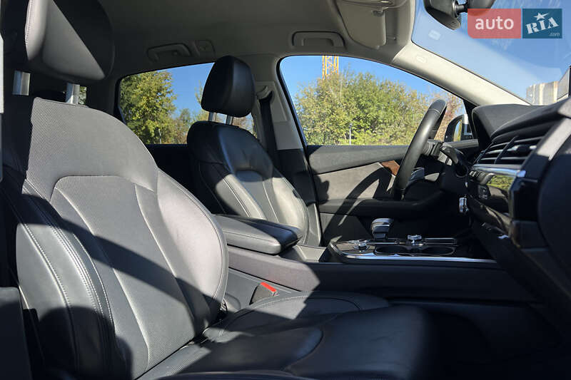 Позашляховик / Кросовер Audi Q7 2017 в Львові