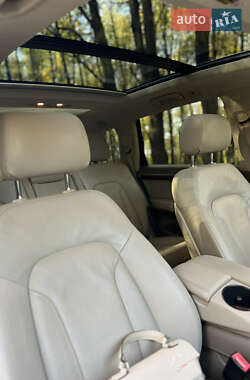 Позашляховик / Кросовер Audi Q7 2014 в 