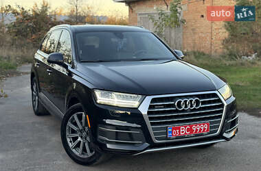 Позашляховик / Кросовер Audi Q7 2017 в Дубні