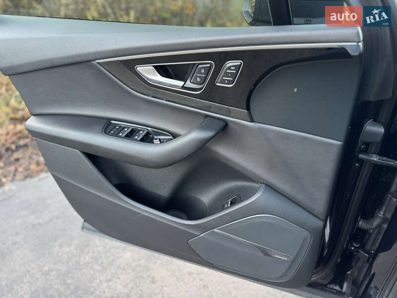 Внедорожник / Кроссовер Audi Q7 2017 в Дубно фото 38 Внедорожник / Кроссовер Audi Q7 2017 в Дубно