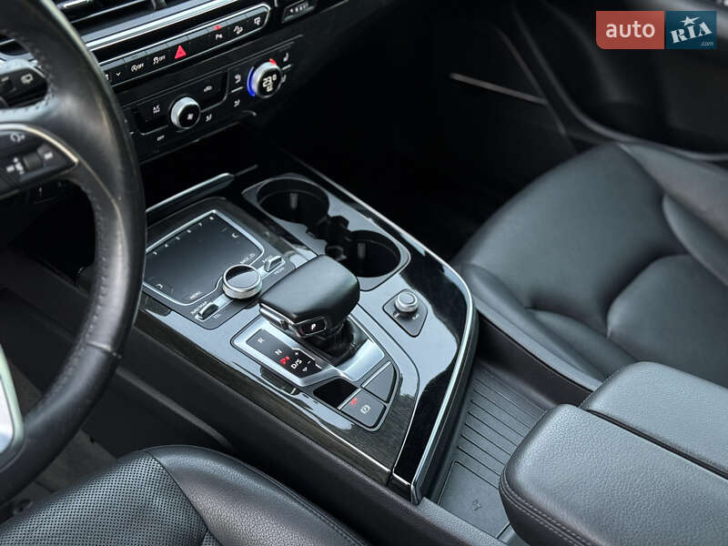 Внедорожник / Кроссовер Audi Q7 2017 в Дубно фото 45 Внедорожник / Кроссовер Audi Q7 2017 в Дубно