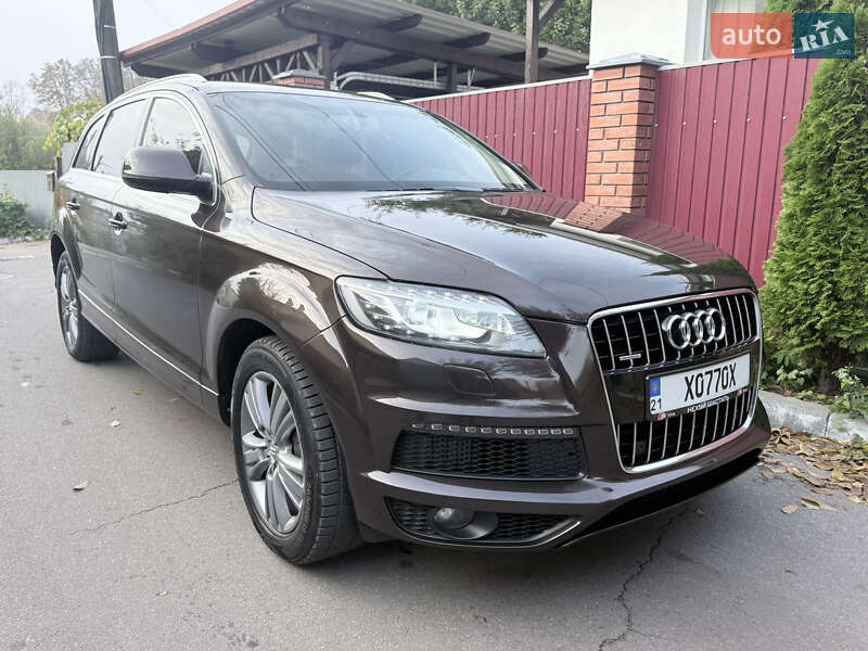 Внедорожник / Кроссовер Audi Q7 2012 в Киеве