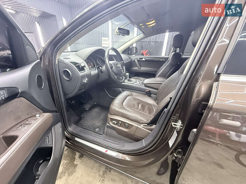 Внедорожник / Кроссовер Audi Q7 2012 в Киеве