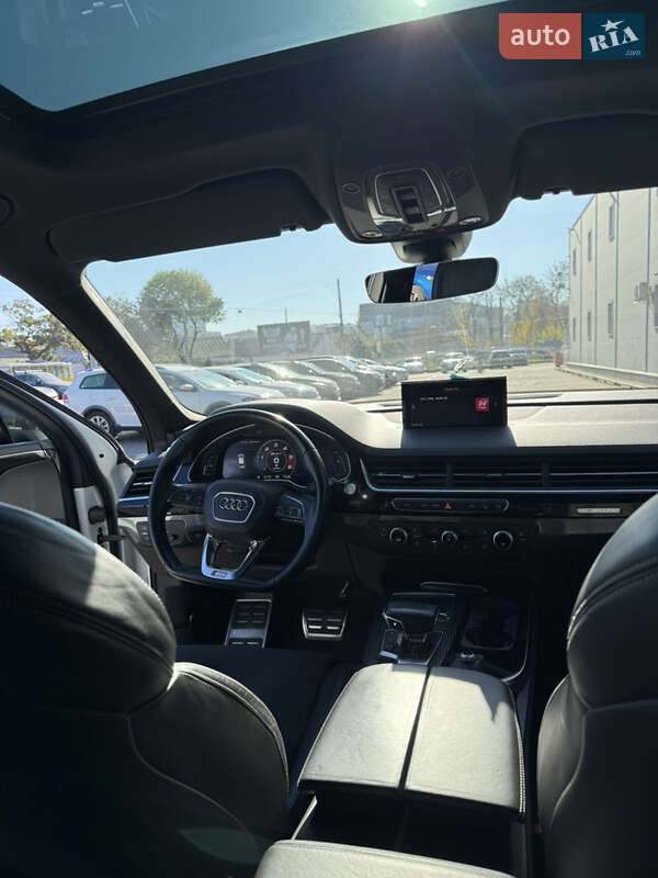Позашляховик / Кросовер Audi Q7 2017 в Львові фото 17 Позашляховик / Кросовер Audi Q7 2017 в Львові
