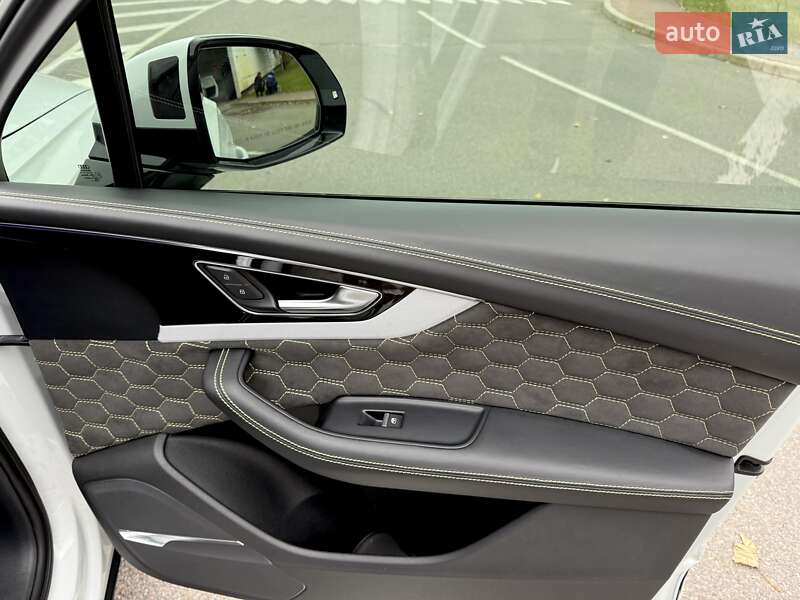 Внедорожник / Кроссовер Audi Q7 2018 в Киеве фото 31 Внедорожник / Кроссовер Audi Q7 2018 в Киеве