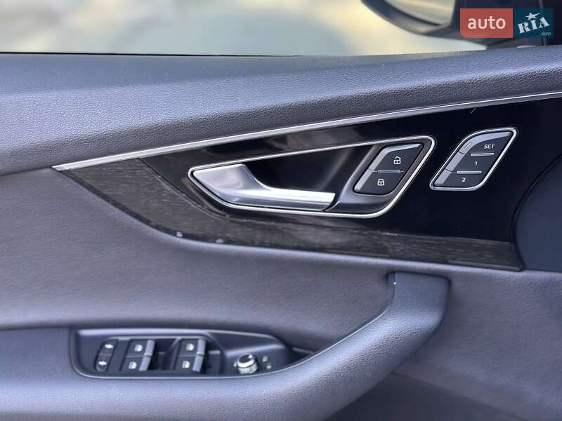 Внедорожник / Кроссовер Audi Q7 2017 в Луцке фото 13 Внедорожник / Кроссовер Audi Q7 2017 в Луцке
