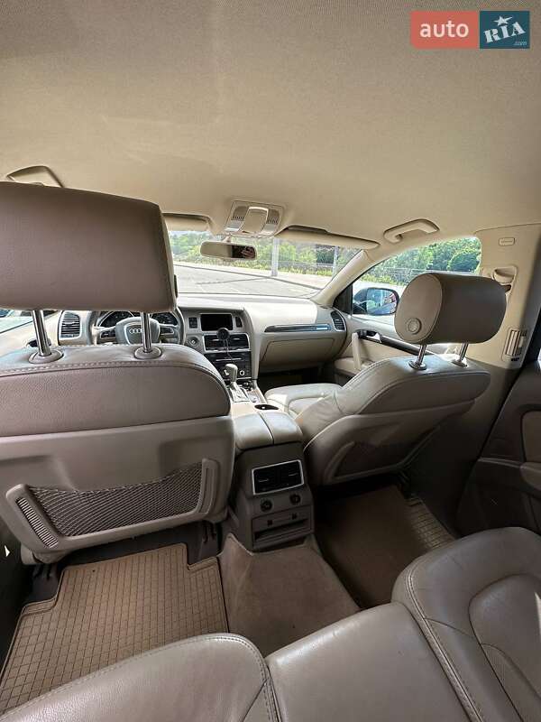 Внедорожник / Кроссовер Audi Q7 2011 в Киеве