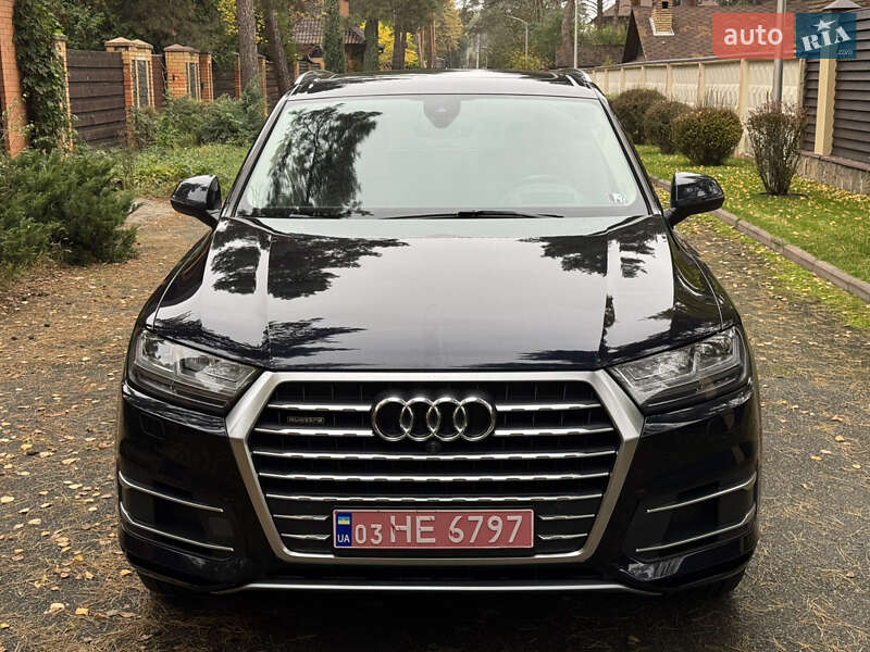 Внедорожник / Кроссовер Audi Q7 2017 в Киеве фото 4 Внедорожник / Кроссовер Audi Q7 2017 в Киеве