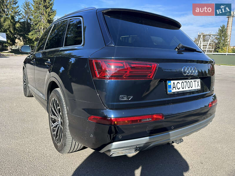 Позашляховик / Кросовер Audi Q7 2016 в Львові фото 13 Позашляховик / Кросовер Audi Q7 2016 в Львові