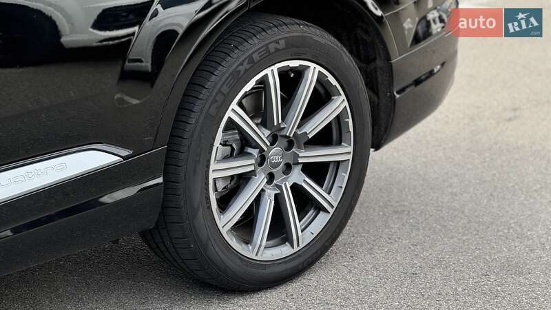 Позашляховик / Кросовер Audi Q7 2017 в Києві фото 9 Позашляховик / Кросовер Audi Q7 2017 в Києві