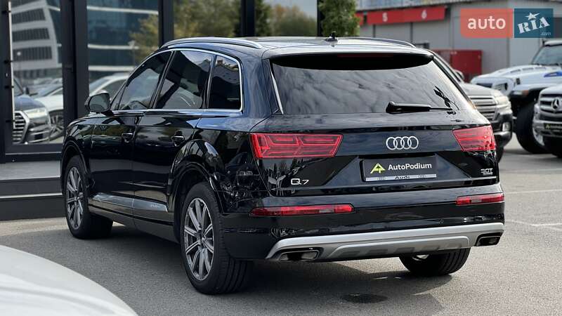 Позашляховик / Кросовер Audi Q7 2017 в Києві фото 5 Позашляховик / Кросовер Audi Q7 2017 в Києві