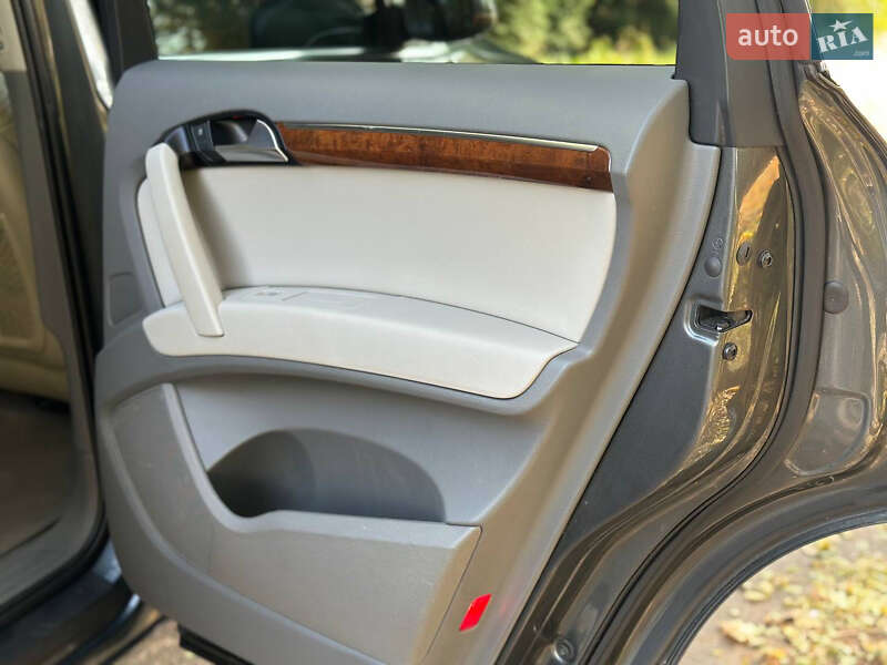 Позашляховик / Кросовер Audi Q7 2014 в Рівному фото 22 Позашляховик / Кросовер Audi Q7 2014 в Рівному