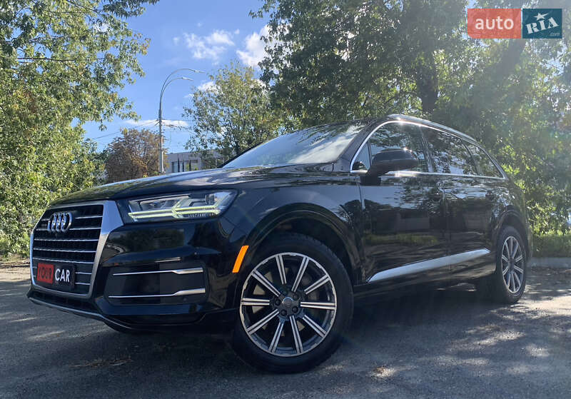 Внедорожник / Кроссовер Audi Q7 2016 в Киеве