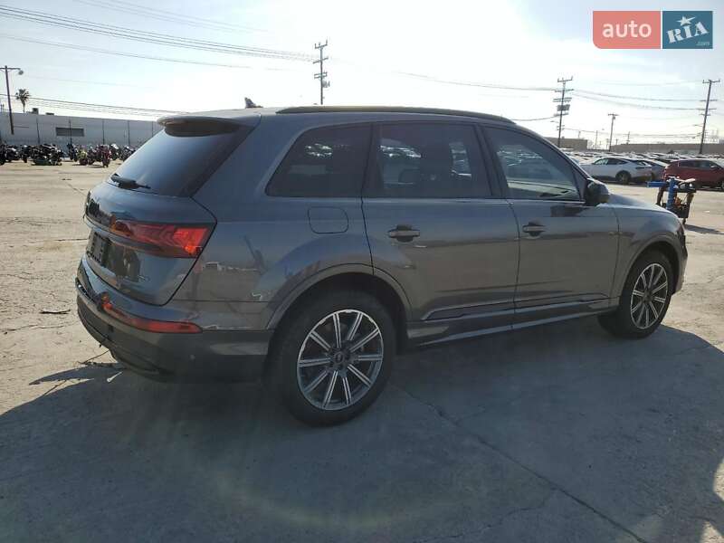 Позашляховик / Кросовер Audi Q7 2023 в Києві