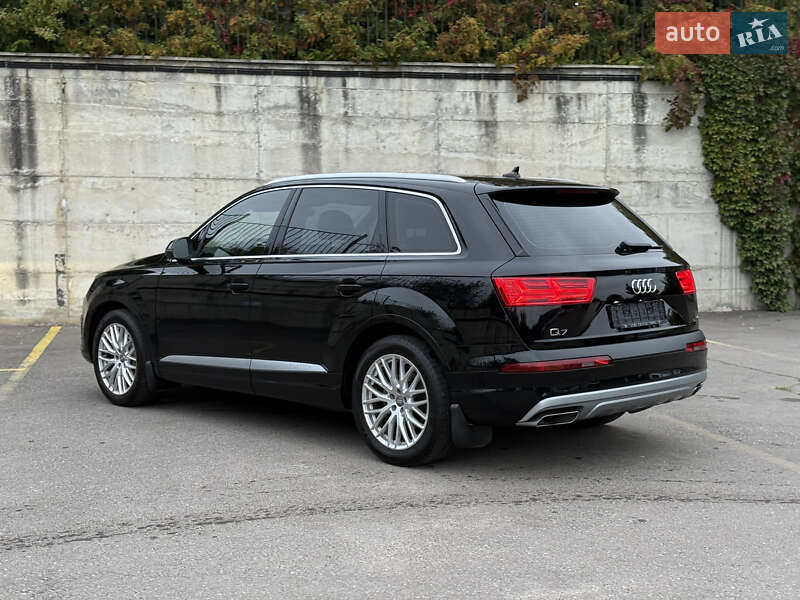 Позашляховик / Кросовер Audi Q7 2015 в Рівному фото 17 Позашляховик / Кросовер Audi Q7 2015 в Рівному