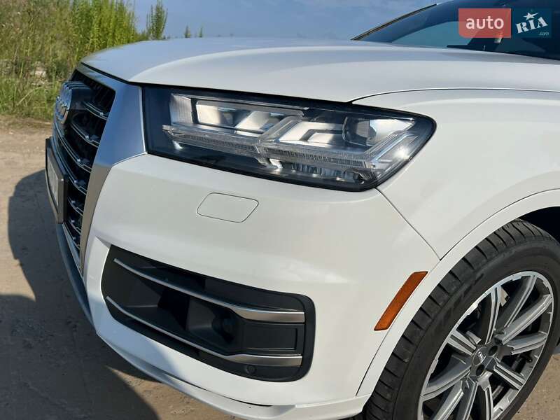 Внедорожник / Кроссовер Audi Q7 2018 в Киеве
