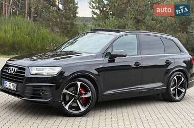 Позашляховик / Кросовер Audi Q7 2017 в  фото 14 Позашляховик / Кросовер Audi Q7 2017 в