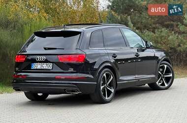 Позашляховик / Кросовер Audi Q7 2017 в  фото 57 Позашляховик / Кросовер Audi Q7 2017 в